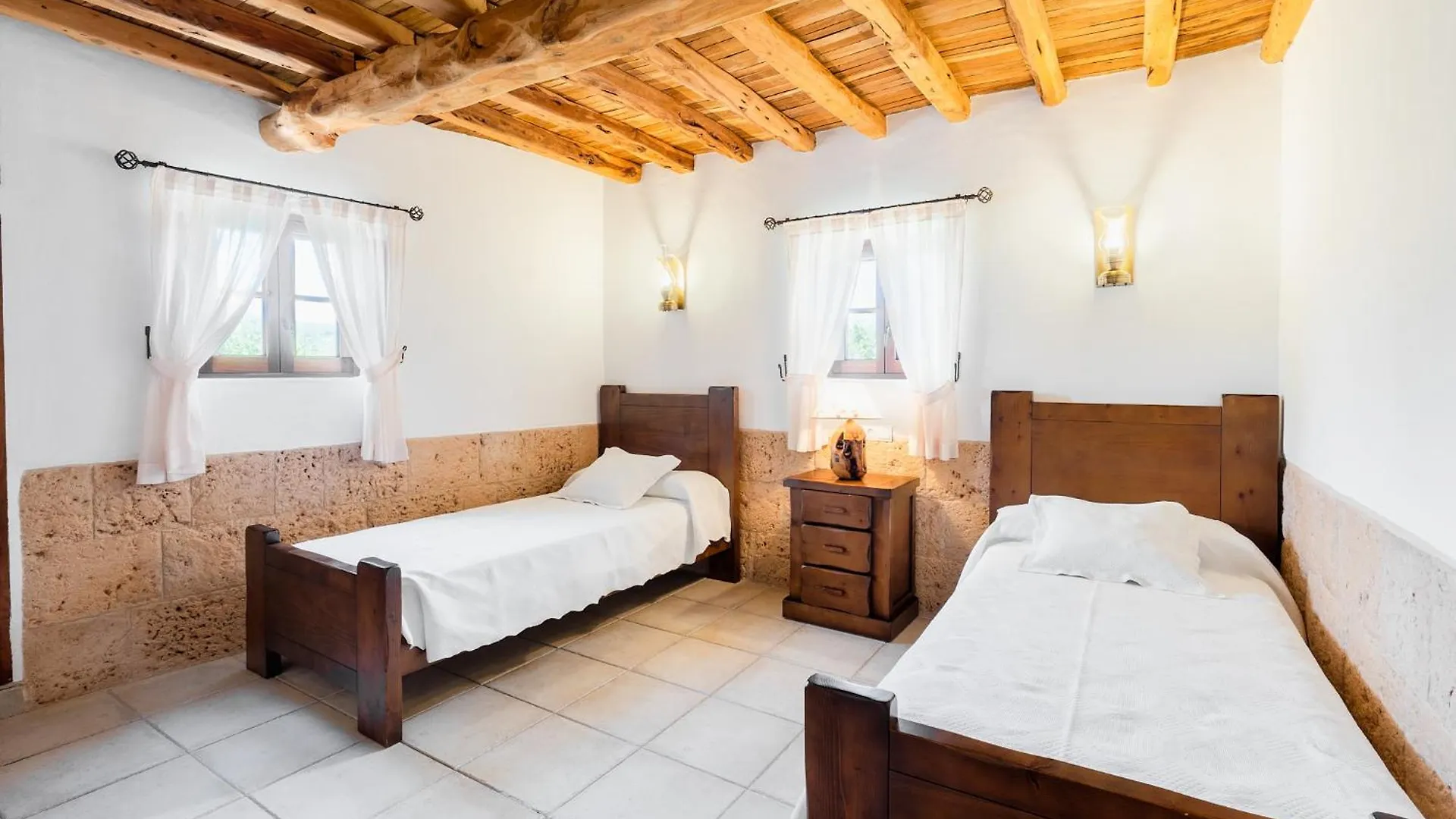 Agroturismo Can Gall Sant Llorenc de Balafia